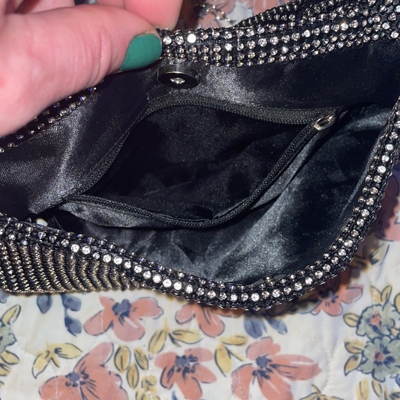 Mix No.6 rhinestone purse - Picture 6 of 7